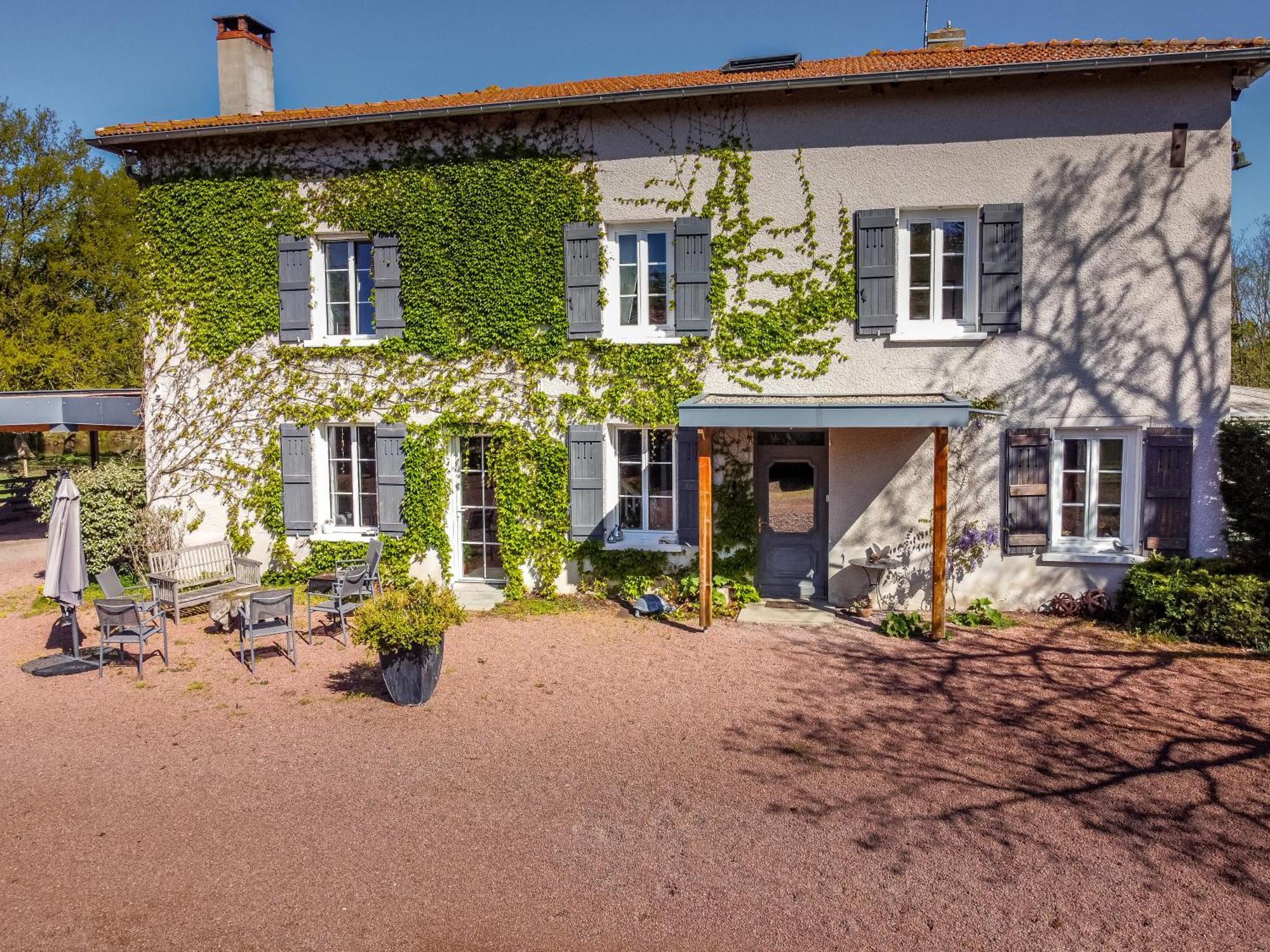 Domaine D'Aromm - Chambres D'Hotes & Gites - Piscine, Etangs & Animaux - Au Calme Ouches Екстер'єр фото